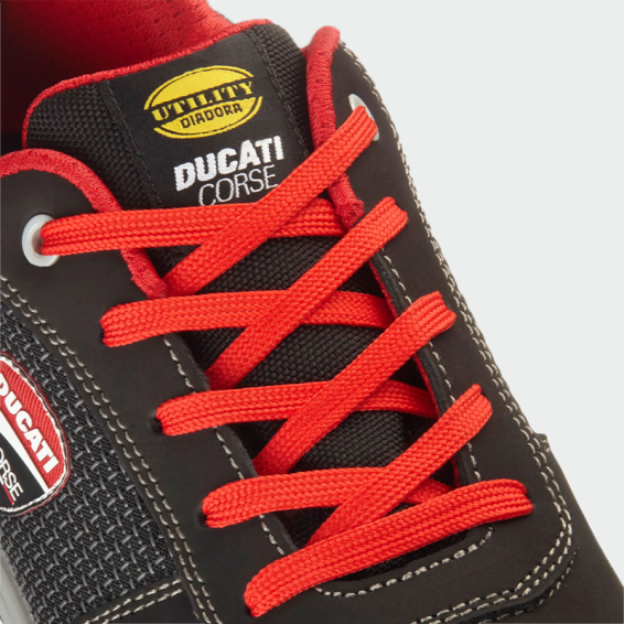 Low work shoes with a toe cap SPEEDY RACE LOW S3S - Black color