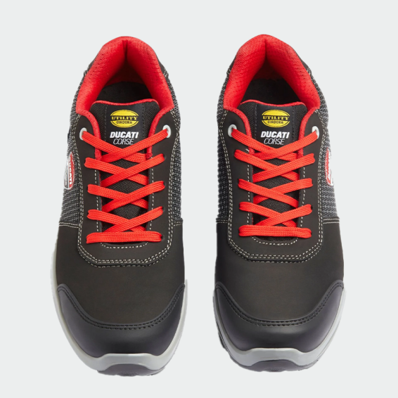 Low work shoes with a toe cap SPEEDY RACE LOW S3S - Black color