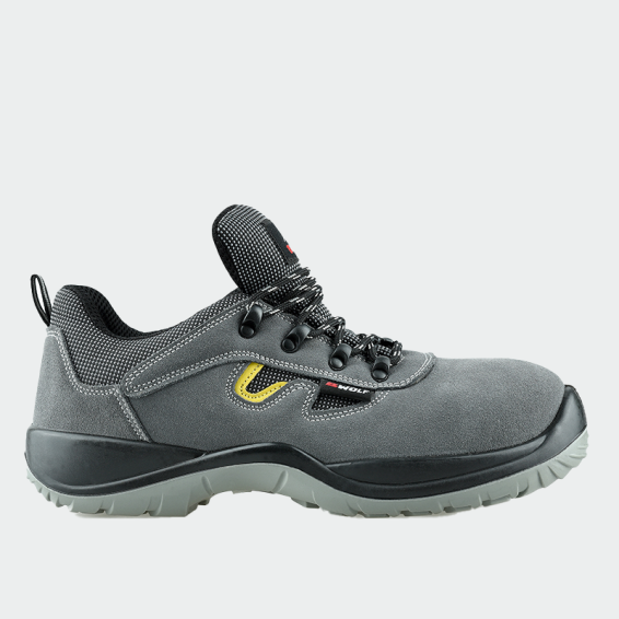 Low work shoes with a toe cap BWOLF DYLAN S1P