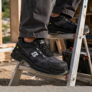 Low work shoes with a toe cap FALCON TEX S3S - Black color 2
