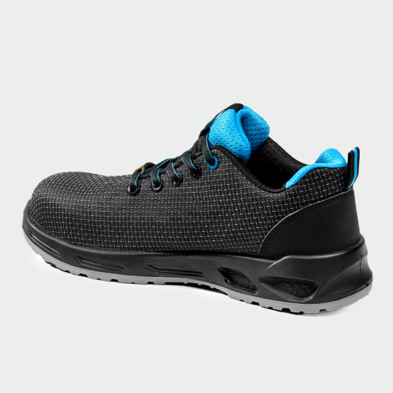Low work shoes with a toe cap FRESNO LOW S3S - Black color