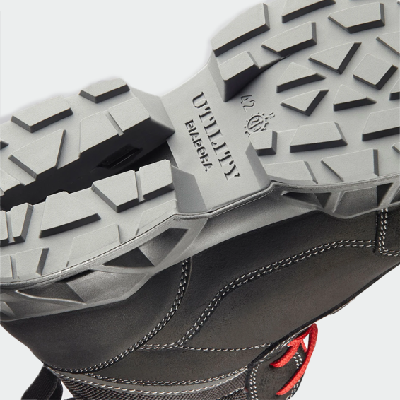 Hi work shoes with a toe cap SHARK ENGINE MID S3S - Black color