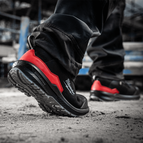Високи работни обувки с бомбе FLEXTRED MID S3S - Черен цвят