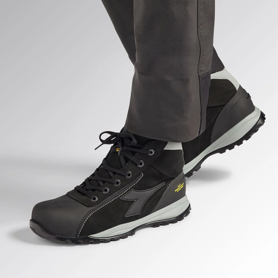 Hi work shoes with a toe cap Diadora GLOVE NET MID S3L