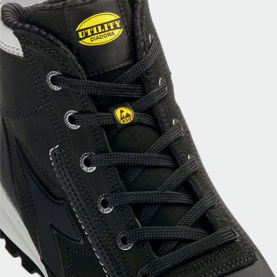 Hi work shoes with a toe cap Diadora GLOVE NET MID S3L