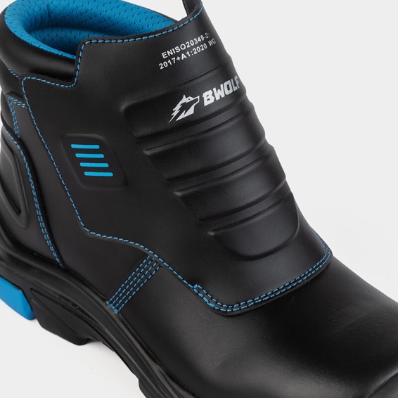 Работни обувки за заварчици с бомбе WELDER Pro HI S3 - Черен цвят