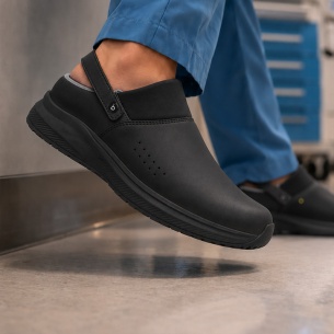 Medical clogs KAI O1 - Black color 2
