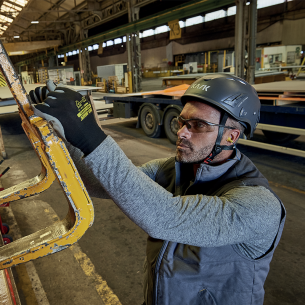 Safety glasses CONTOUR 2